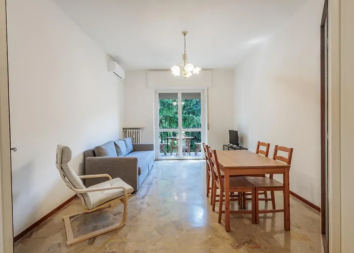 Appartamento Guesthost - Bright Parco Dei Colli Bergamo